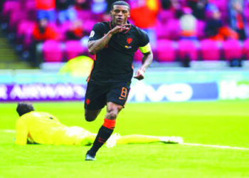 नेदरलँड्स, ऑस्ट्रिया बाद फेरीत