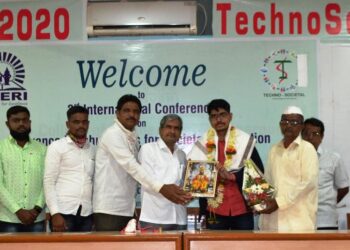 सोमनाथ माळी यांचा स्वेरीत सत्कार