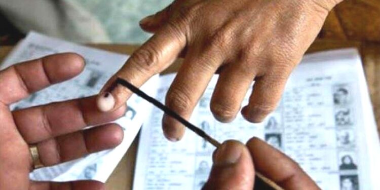 पंढरपूर पोटनिवडणुकीसाठी मतदान