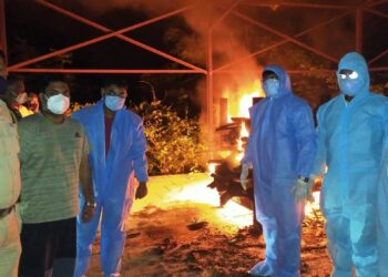 धक्कादायक! कोरोनाच्या भीतीने ‘त्यांनी’ दिला अंत्यसंस्काराला नकार