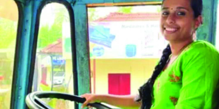 ऑइल टँकर चालक डेलीशा डेव्हिस