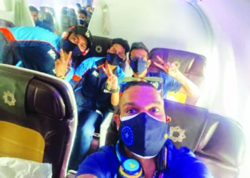 टीम इंडिया श्रीलंका दौर्‍यासाठी रवाना