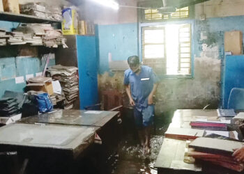 पेणच्या एसटी कार्यशाळेची दुरवस्था