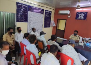 मोकाट गुरांच्या मालकांवर होणार कारवाई