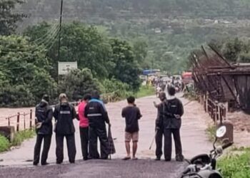 तब्बल 8 तास हाल, खोळंबा, कोंडी आणि संताप; जनतेला नवीन पुलाची प्रतीक्षा