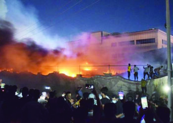 दुर्दैवी घटना ! कोव्हिड रुग्णालयात आगीचा भडका ; 44 रुग्णांचा होरपळून मृत्यू