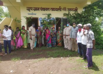 कन्या सम्रुद्धी मोहिमेतंर्गत रोपांचे वाटप