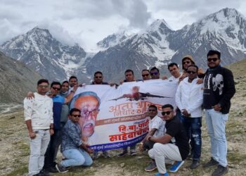 नवी मुंबई विमानतळाला दिबांच्या नावासाठी हिमाचलमध्येही बॅनरबाजी