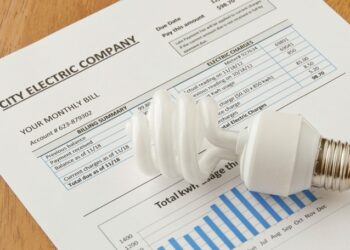 चार-चार महिने होऊनही बिलाचा पत्ता नाही