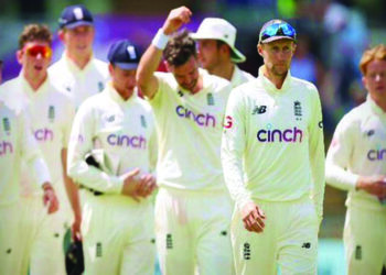 इंग्लंडच्या कसोटी संघाची घोषणा