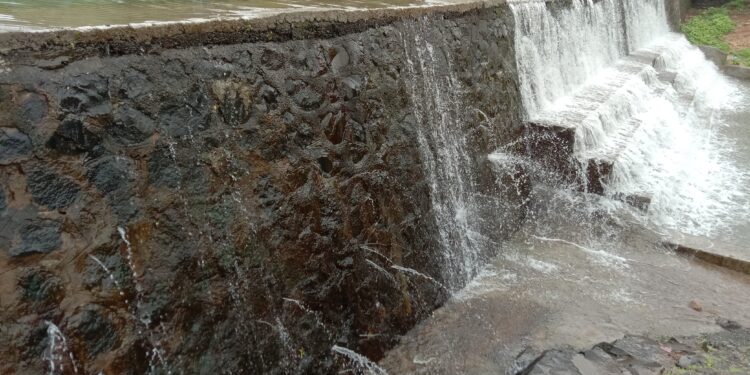 रायगडकरांनो सावधान! नाहीतर घरात घुसेल पाणी