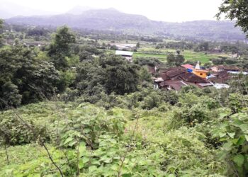 सांगवीतील दगडखाण ठरतेय दरडीला निमंत्रण?