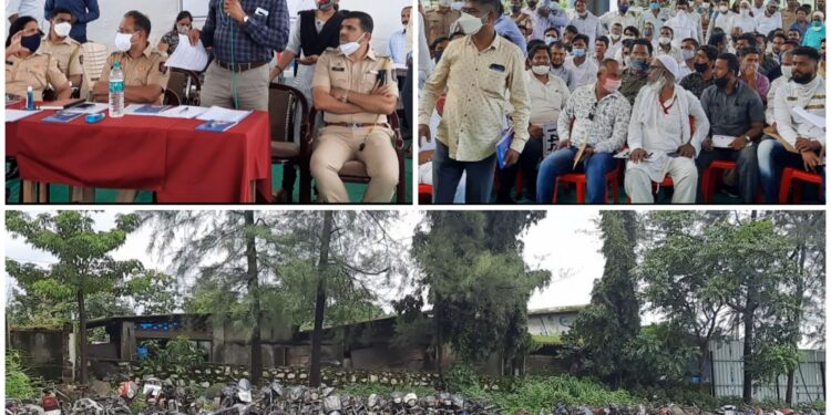 बेवारस वाहनांचा लिलाव