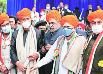 काँग्रेसमधील मतभेद चव्हाट्यावर