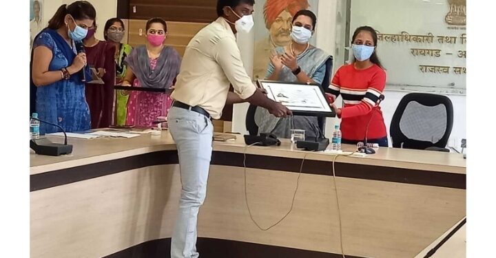 दिलीप रायन्नावर यांना उत्कृष्ट अधिकारी पुरस्कार