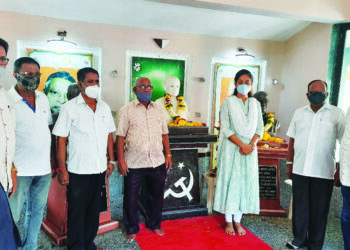 लोकनेते अ‍ॅड. दत्ता पाटील यांचा पुण्यस्मरण दिन साजरा