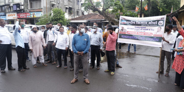 राष्ट्रीय किसान मोर्चाच्या वतीने अलिबाग शहरात जनआक्रोश रॅली