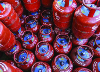 महागाईच्या आगीत एलपीजीचे तेल