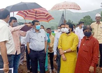 जिल्हाधिकार्‍यांचा आपत्तीग्रस्त भागाचा दौरा