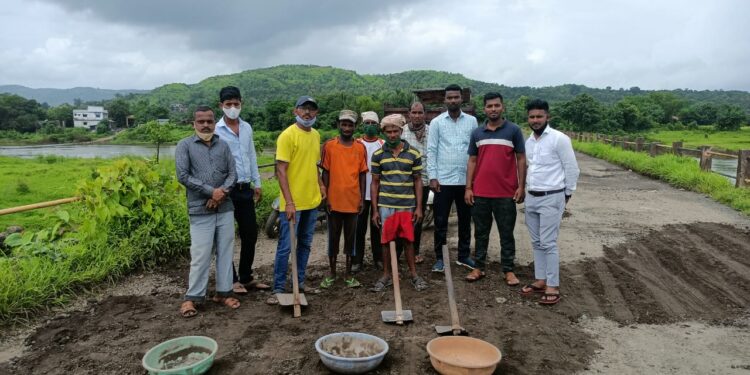 पालदाड परिसर झाला खड्डेमुक्त