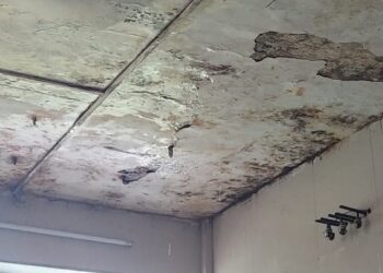 जिल्हा रुग्णालयाच्या शस्त्रक्रिया विभागाला गळती