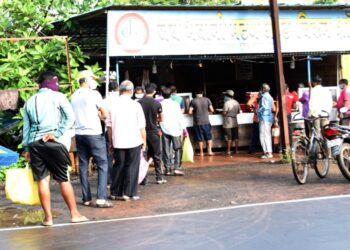 रायगडात गटारी हाऊसफुल्ल