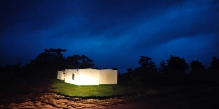 तळीये ग्रामस्थांना मिळणार तात्पुरता निवारा