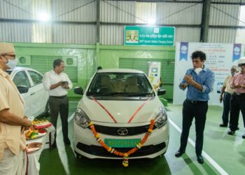 ‘ग्रीन पोर्ट’साठी जेएनपीटीकडून इलेक्ट्रिक वाहनांचा वापर