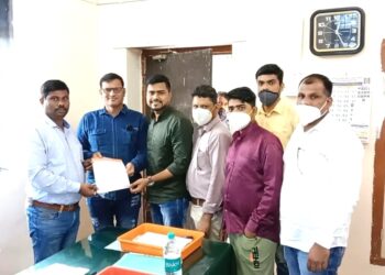 ग्राहकांना पूर्वसूचना न देताच महावितरणने काढले मीटर