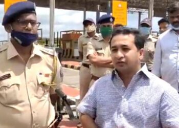 नितेश राणेंना रत्नागिरीत जाण्यापासून रोखले