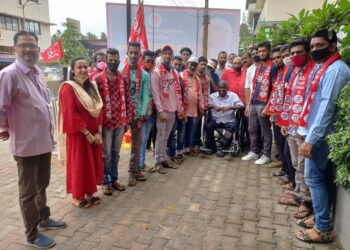 रामराज मोहल्ला येथील कार्यकर्त्यांचा शेकापक्षात प्रवेश