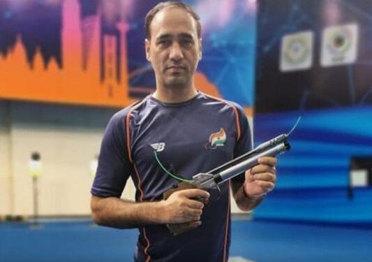 नेमबाज सिंहराज अधानाला कांस्यपदक