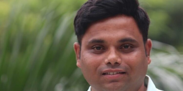 परवाना अधिकार्‍यावर निलंबनाची कारवाई