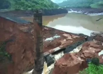 तिवरे धरण दुर्घटनेमुळे पुलांसाठी निधी