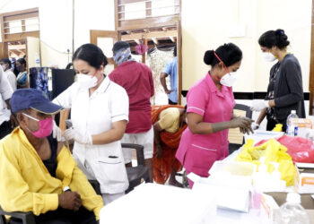 झिराडमध्ये जि.प.तर्फे लसोत्सव