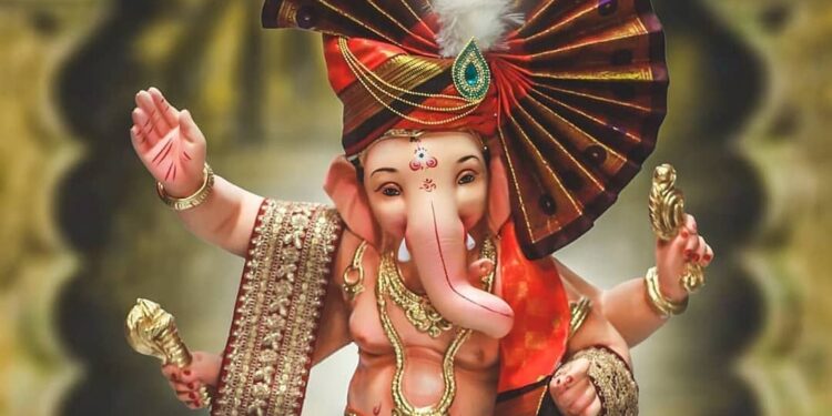 थर्माकोल बंदीने कलांवतांची कारागिरी लुप्त