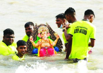 अवघा रायगड झाला गणेशमय