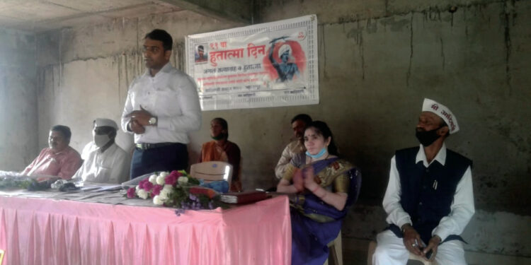 समाजाच्या उन्नतीसाठी शिक्षणाची गरज