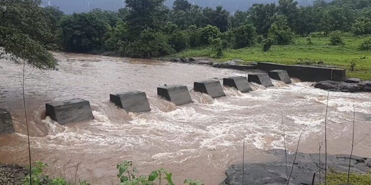 ग्रामपंचायत बनली पाणीदार