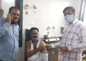 तळवडे येथे 140 जणांचे लसीकरण