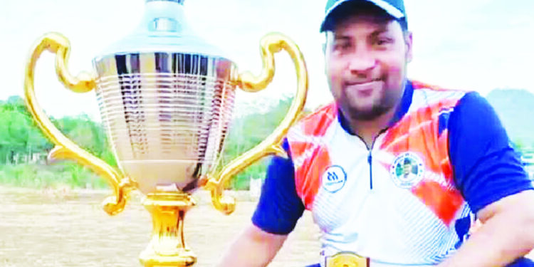 आदिल गजगेची रायगड प्रीमियर लीगसाठी निवड