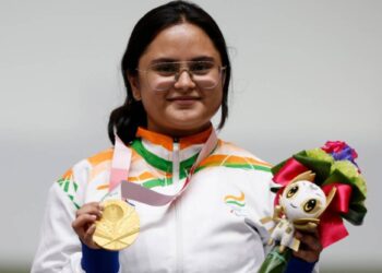 अवनीची विक्रमाला गवसणी ; प्रवीणची रौप्य उडी