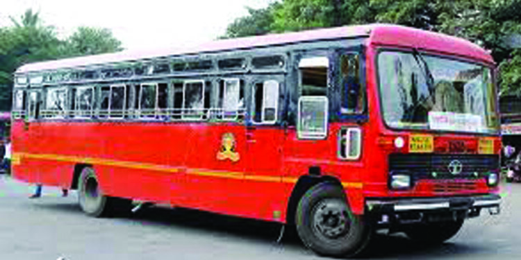 चाकरमान्यांच्या परतीसाठी 880 जादा गाड्यांचे आरक्षण