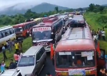 चाकरमान्यांच्या आगमनाने महामार्ग फुल्ल