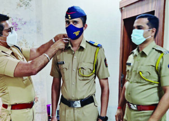 कर्जत, नेरळमधील पोलीस कर्मचार्‍यांना बढती