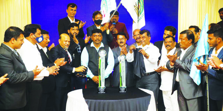 रायगड प्रीमिअर लिगसाठी खेळाडूंची लिलाव प्रक्रिया पूर्ण