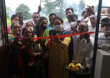 पोलादपूर तालुक्यातील धामणदिवी ग्रामपंचायत कार्यालयाचे उद्घाटन