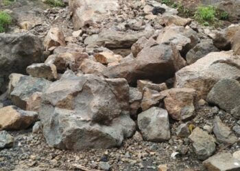 माथेरानचा घाट बनलाय जीवघेणा