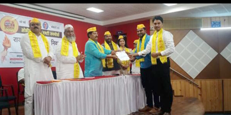 जनमोर्चा संघटनेच्या रायगड जिल्हा अध्यक्षपदी आजेश नाडकर