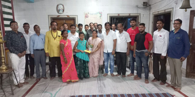 वशेणी इतिहास संपादकीय मंडळाकडून भव्य सन्मान